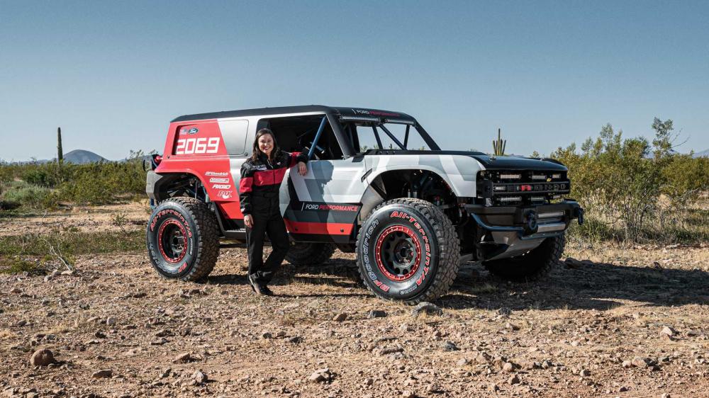Гоночный Ford Bronco не доехал до первого финиша