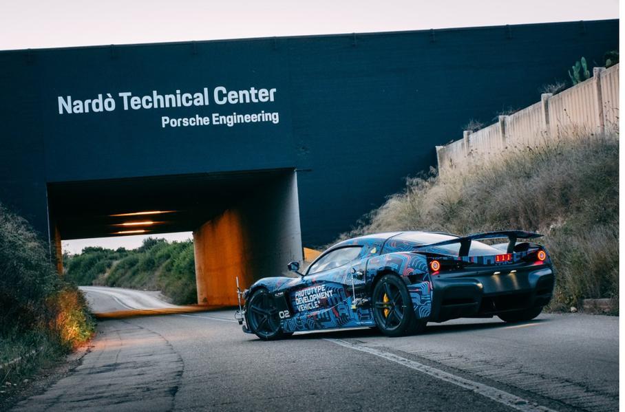 1900-сильный гиперкар Rimac приспособят для гоночного трека