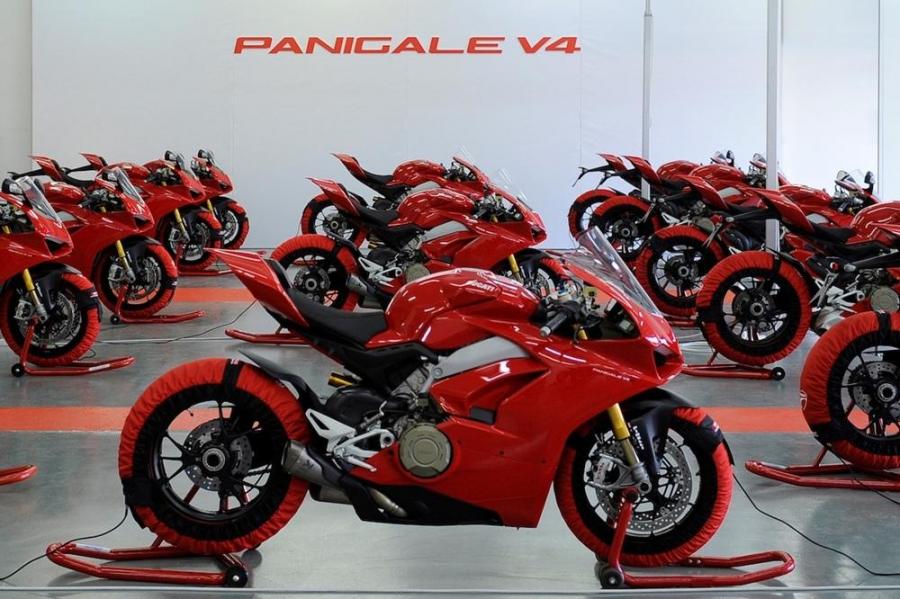 Panigale v4 clearance superleggera