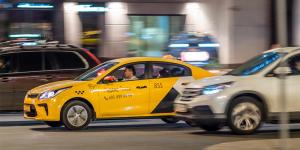 В Москве у таксистов изъяли более 5000 автомобилей