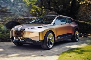 BMW продолжает защищать свои массивные решетки радиаторов