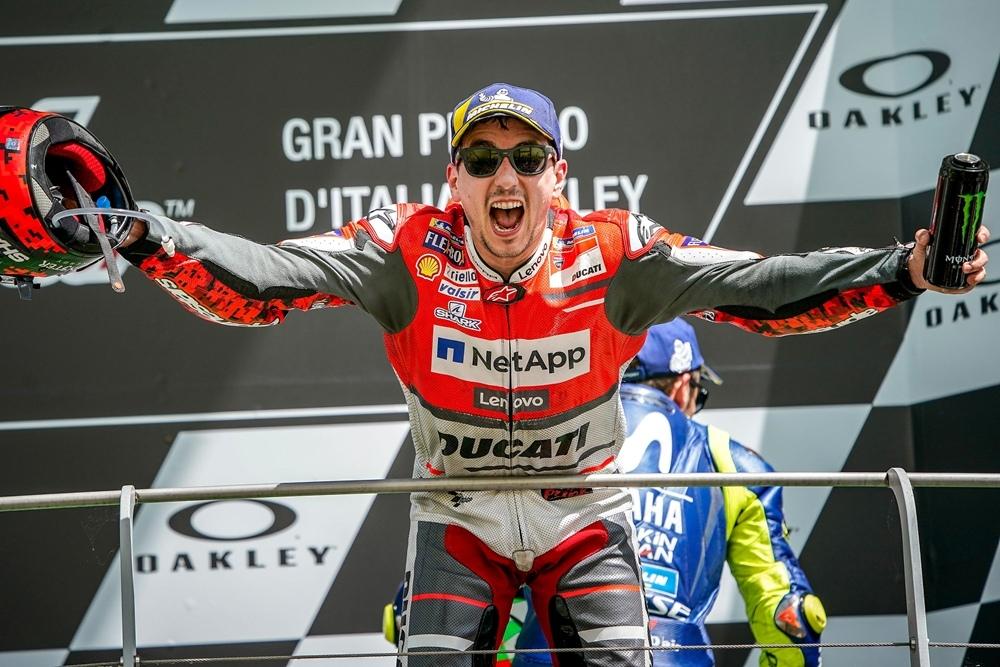 Хорхе Лоренцо вернётся в паддок MotoGP