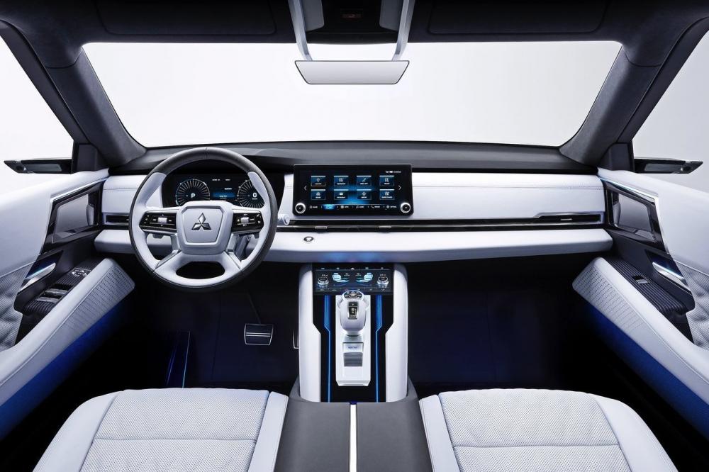 Концепт Mitsubishi Engelberg Tourer
