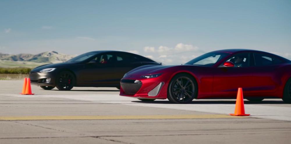 Видео: Tesla Model S против суперседана Drako GTE