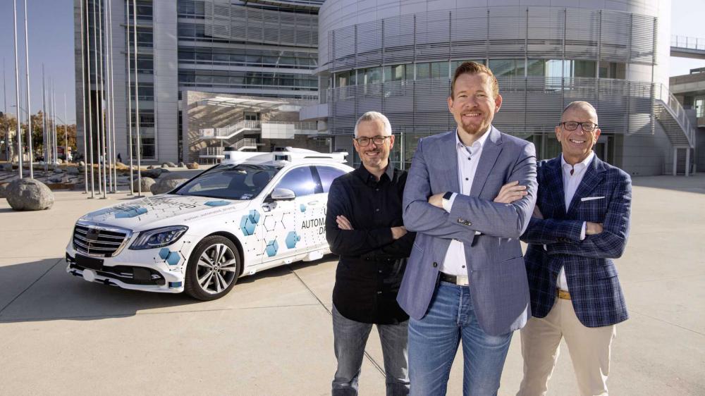 Беспилотный Mercedes-Benz S-класса в Кремниевой долине