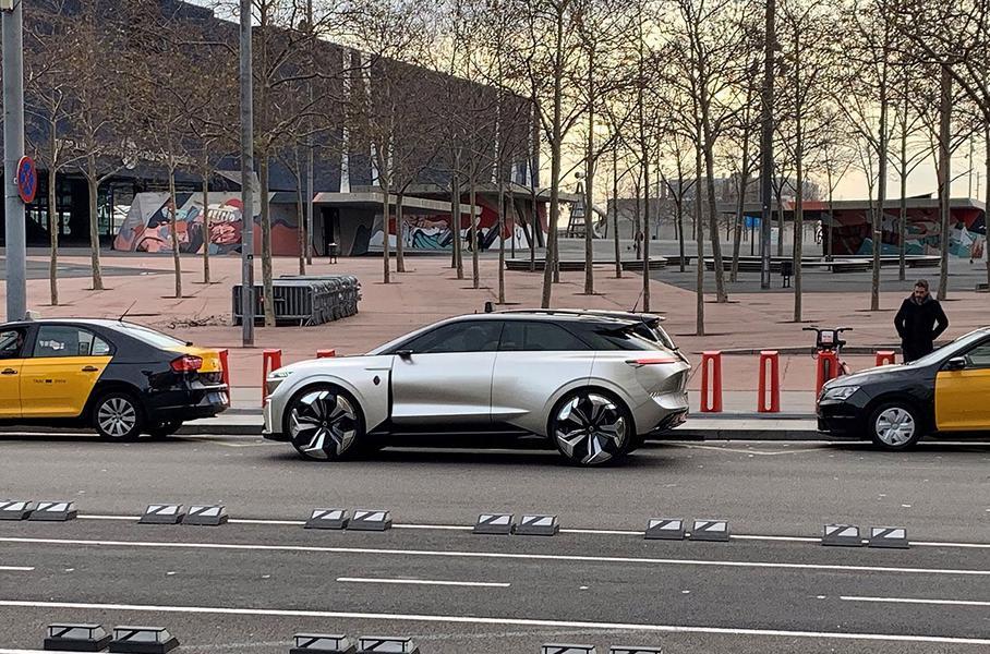 Новый концепт Renault раскрыли до официальной премьеры