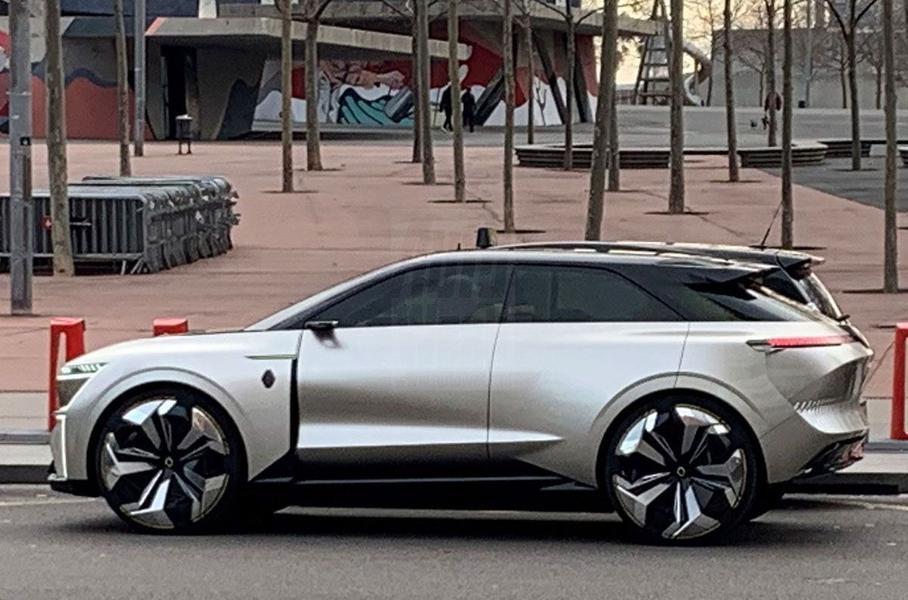 Новый концепт Renault раскрыли до официальной премьеры