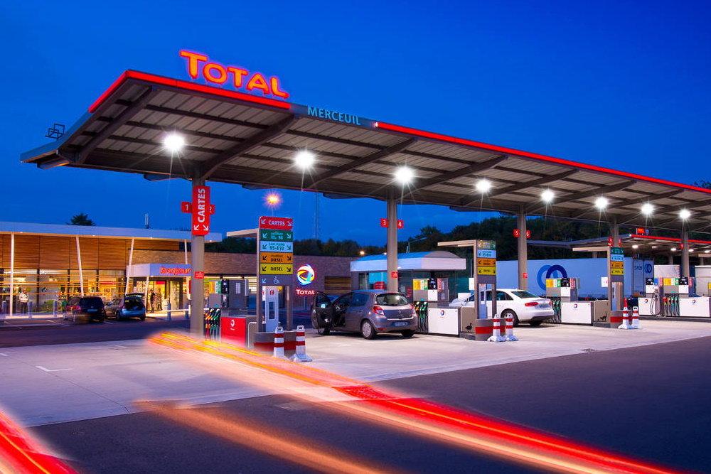 Total построит крупнейшую в Европе сеть зарядных станций