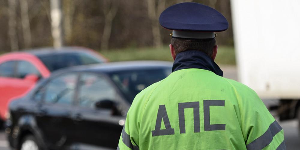 ГИБДД объяснила, кого будут штрафовать за езду без номеров