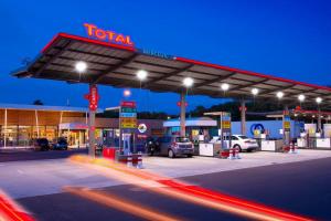 Total построит крупнейшую в Европе сеть зарядных станций