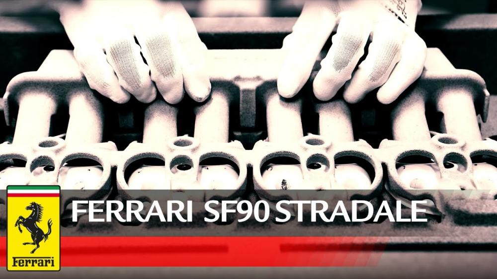 Видео: Ferrari показала весь процесс сборки самого мощного суперкара