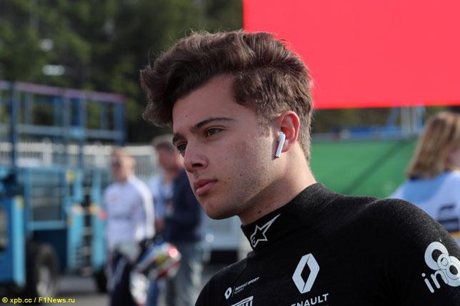 Макс Фьютрелл заключил контракт с Hitech Grand Prix