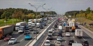 Власти спрогнозировали снижение пробок на МКАД
