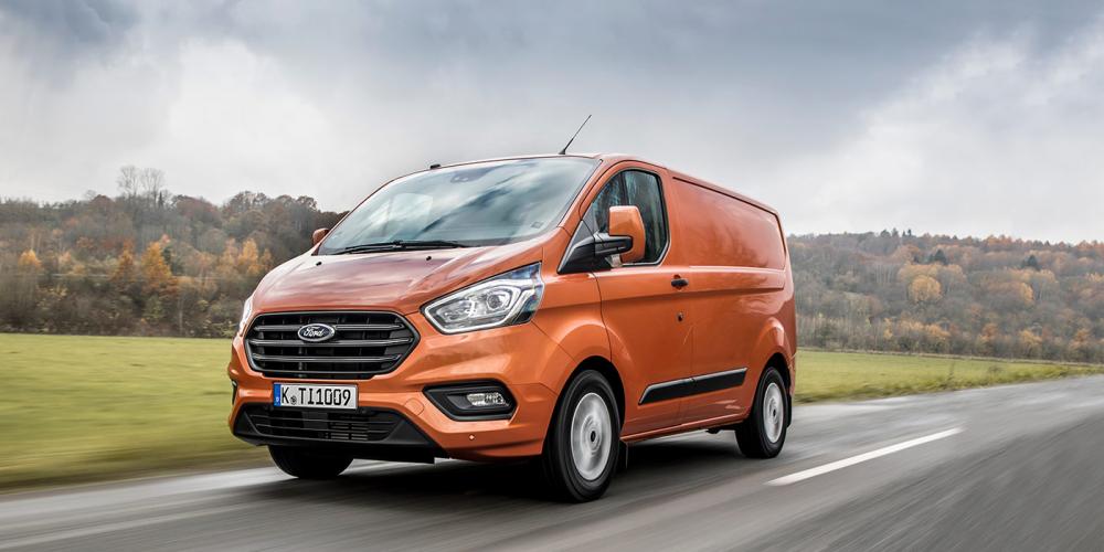 Ford отправит на сервис фургоны Transit в России из-за наклейки