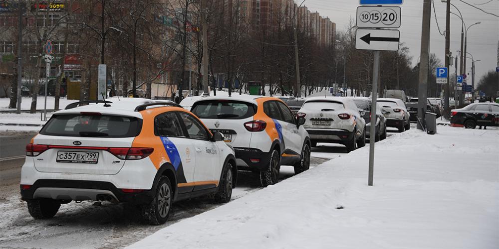 Москвичка, посадившая ребенка за руль, объяснила свой поступок
