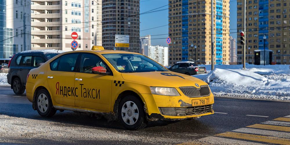 В работе «Яндекс.Такси» произошел сбой