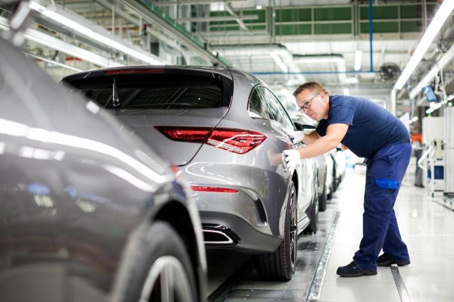 Прибыль Daimler упала на 60 процентов. И это худший результат за 10 лет