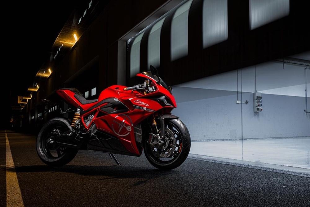 За месяц компания Energica продала больше электроциклов, чем за весь 2019 год