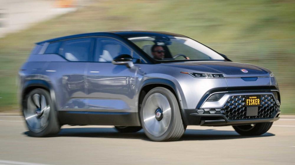 Конкурента Tesla Model Y от Fisker впервые показали на ходу