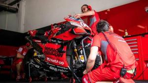 Ducati с трудом забрала мотоциклы и оборудование из Катара