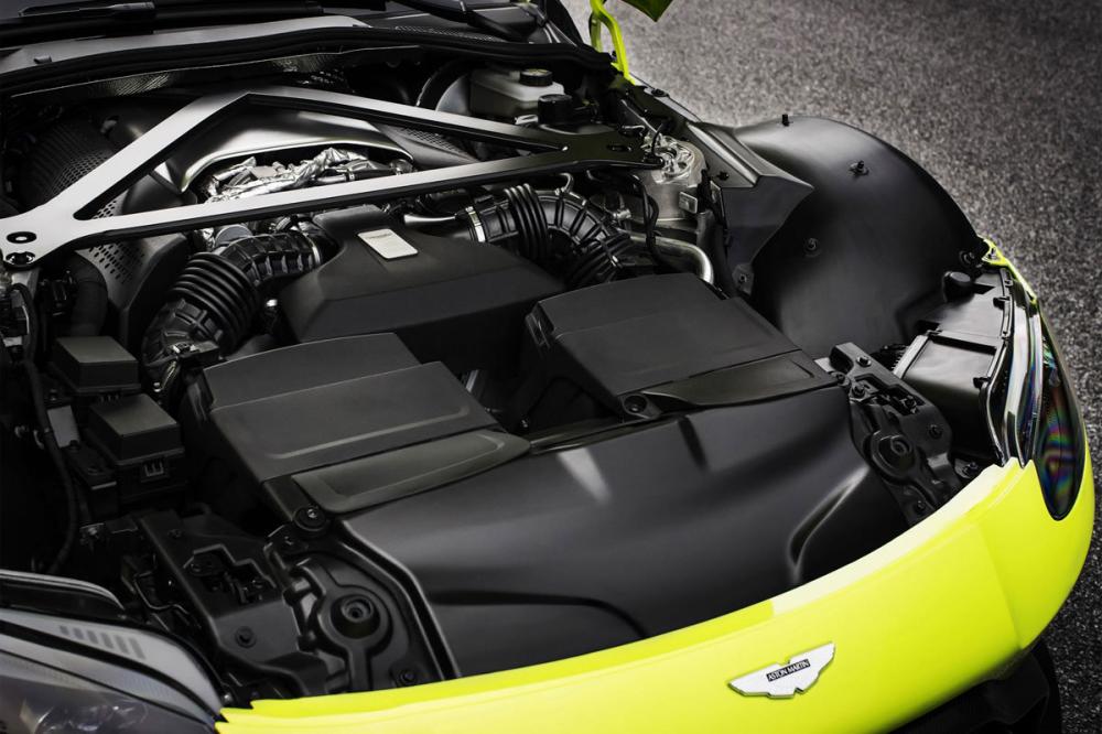 Aston Martin откажется от двигателей Mercedes-AMG: названа причина