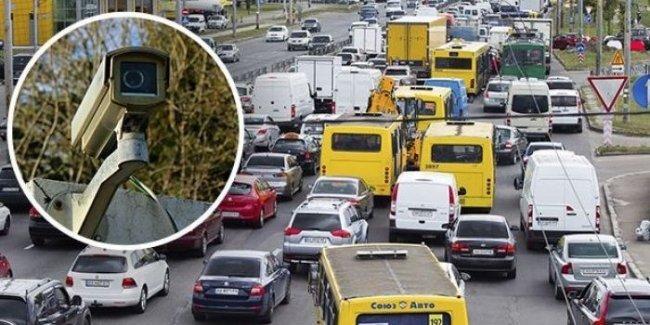В Украине заработали первые 50 камер фиксации нарушений ПДД