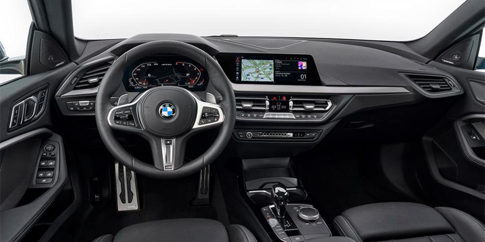 В России стартовали продажи самого дешевого седана BMW