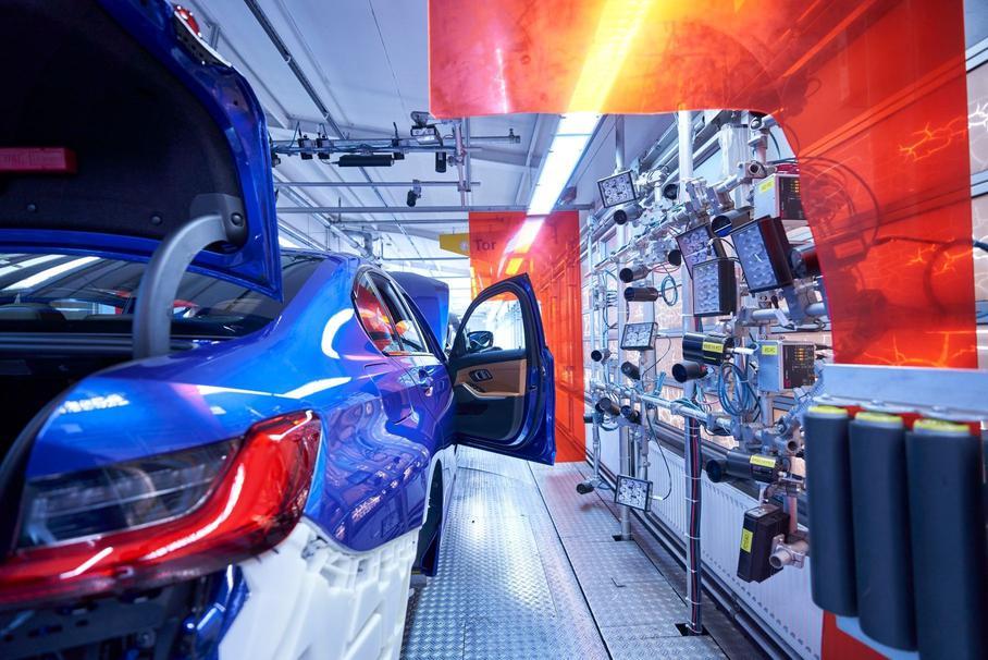 Сборка автомобилей BMW остановлена из-за коронавируса