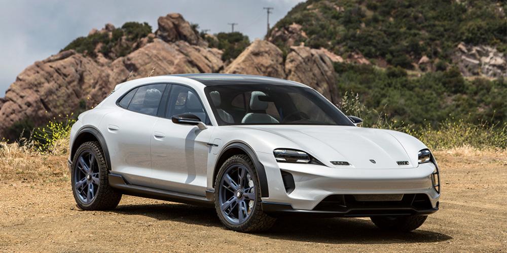 В Porsche назвали сроки премьеры двух новых моделей