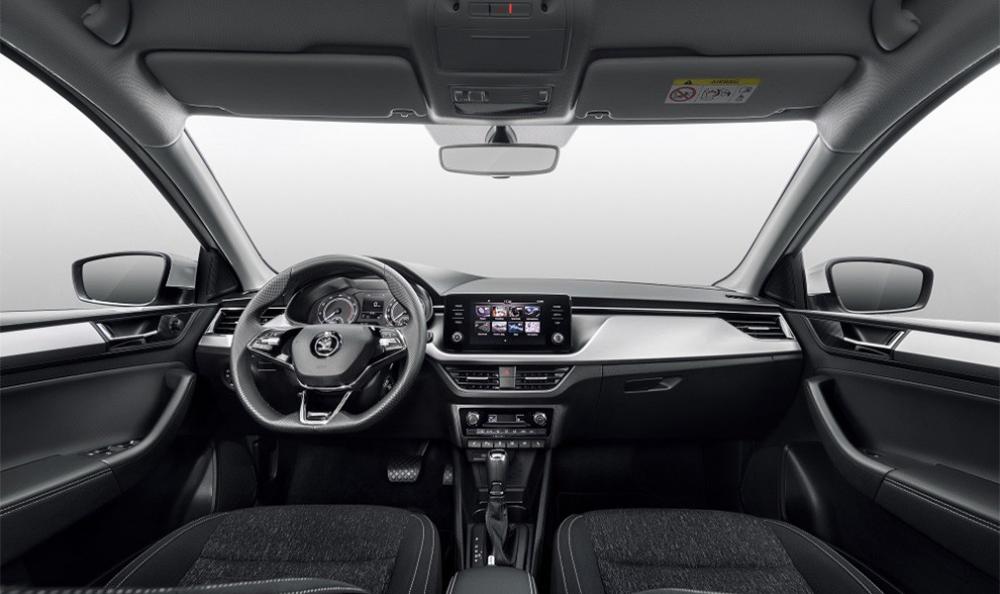 Skoda назвала российские цены на новый Rapid