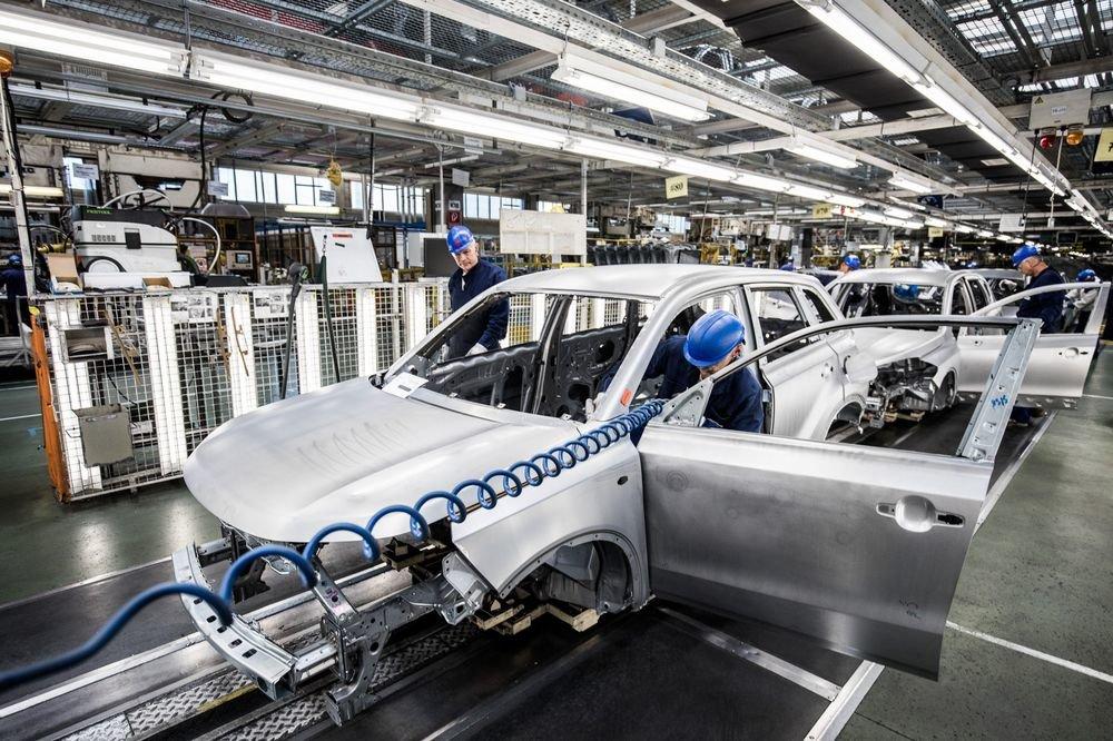 Все закрывают свои заводы, а Suzuki собирается строить новый