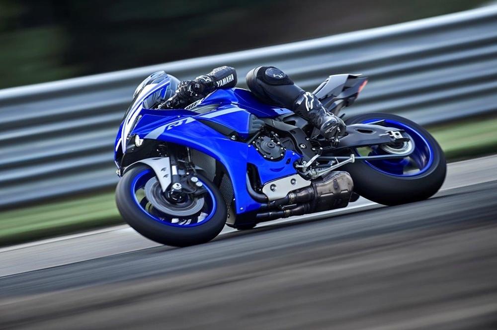 Yamaha, Honda, Suzuki, Royal Enfield и другие остановили производство в Индии