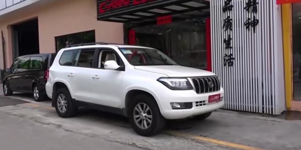 Как выглядит китайская копия Toyota Land Cruiser 200. Видео