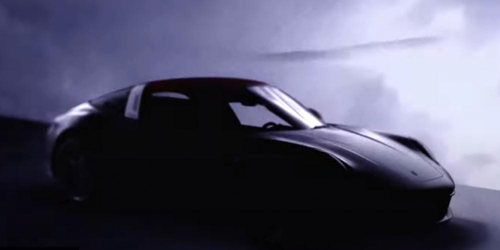 Porsche анонсировала премьеру новой 911 Targa