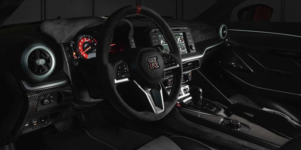 Nissan GT-R50 и ItalDesign