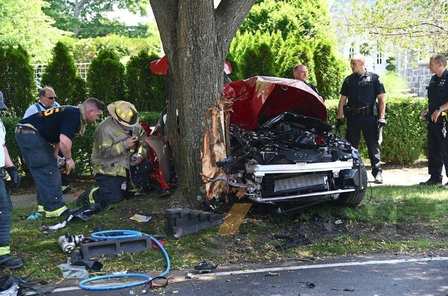 Новую Toyota Supra разбили после выезда из автосалона