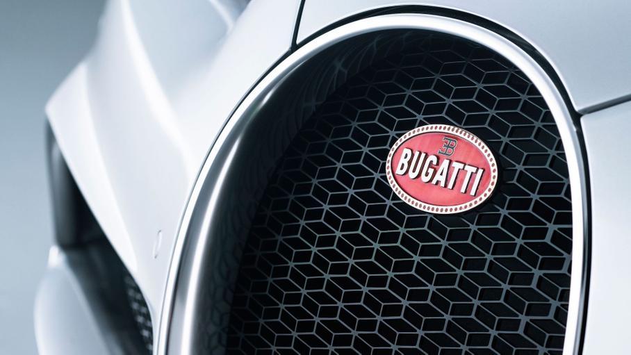 Bugatti всё-таки выпустит Chiron в кузове родстер