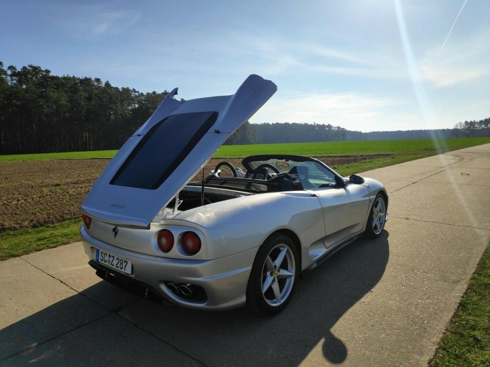 В продаже появилась точная копия Ferrari 360, сделанная из Toyota