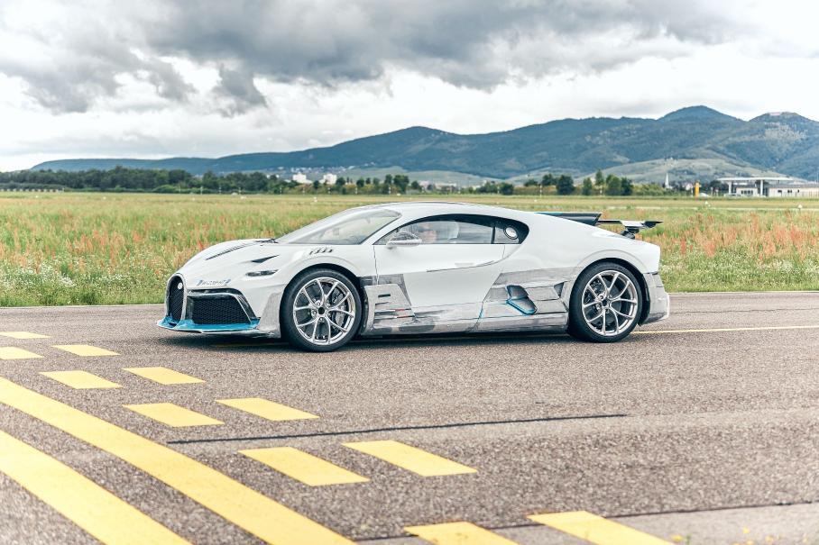 Bugatti тестирует Divo за пять миллионов евро