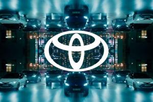 Toyota изменила логотип