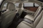 Седан Bentley Flying Spur украсили 3D-вставки из дерева