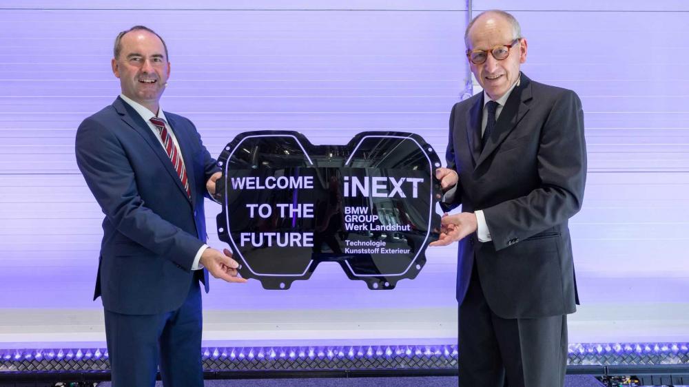 BMW устроила презентацию… радиаторной решетки