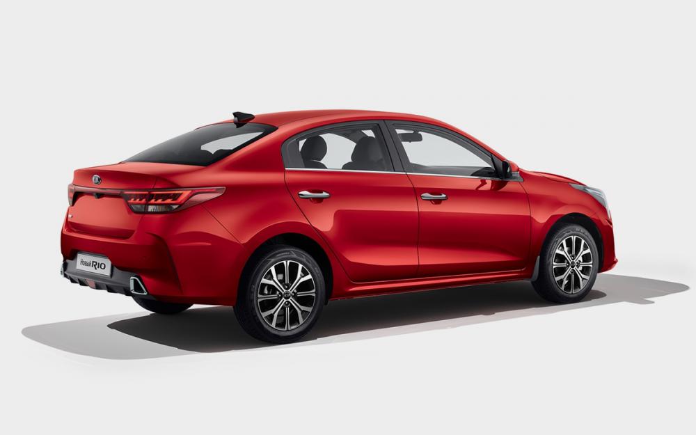 Kia показала обновленный Rio для России