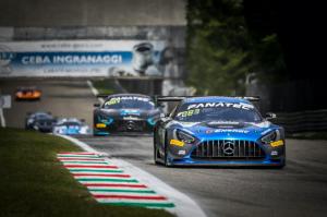 Спорткар Mercedes-AMG GT3