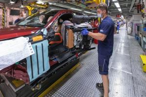 Завод в Мюнхене запустил производство нового электрокара BMW i4