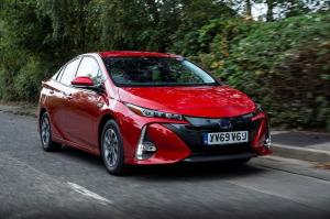 Toyota планирует выпустить Prius пятого поколения в 2022 году