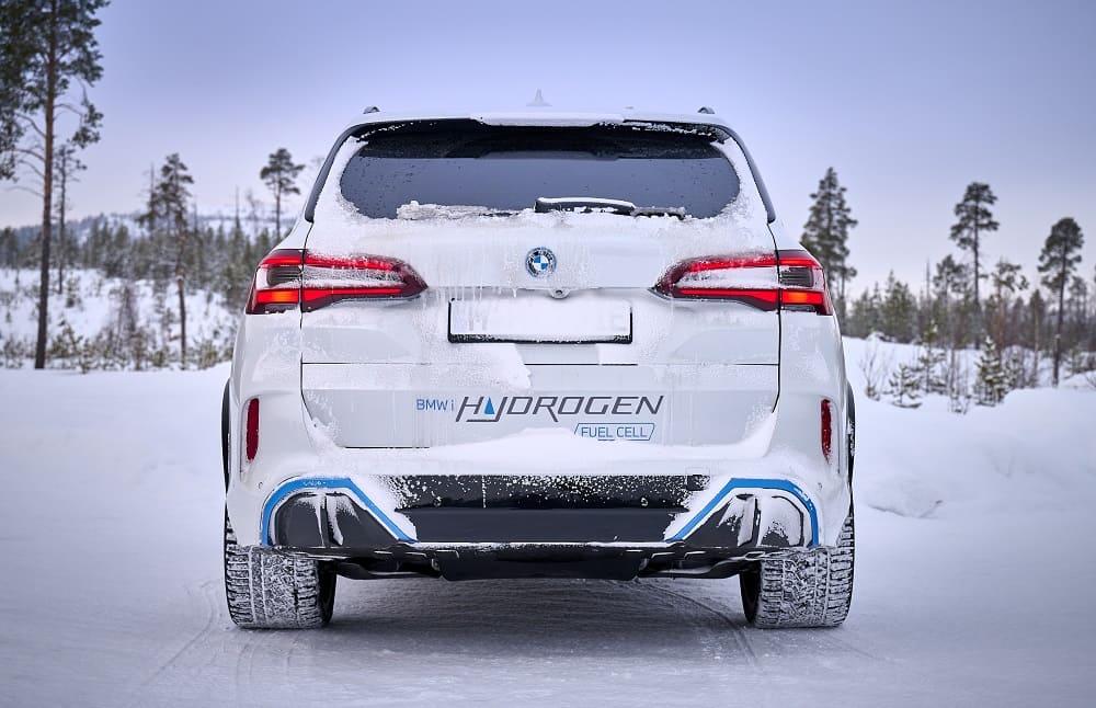 BMW iX5 Hydrogen 2022