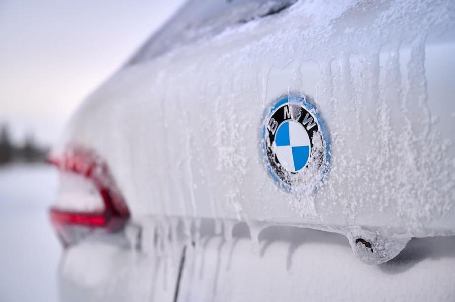 Водородный BMW iX5 Hydrogen в финальных зимних испытаниях