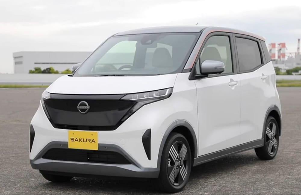Новинка Nissan Sakura: компактный электромобиль