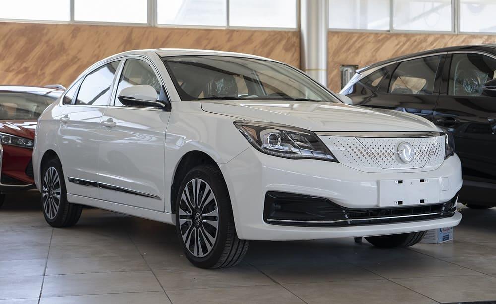 фото Dongfeng E70 в России это Evolute